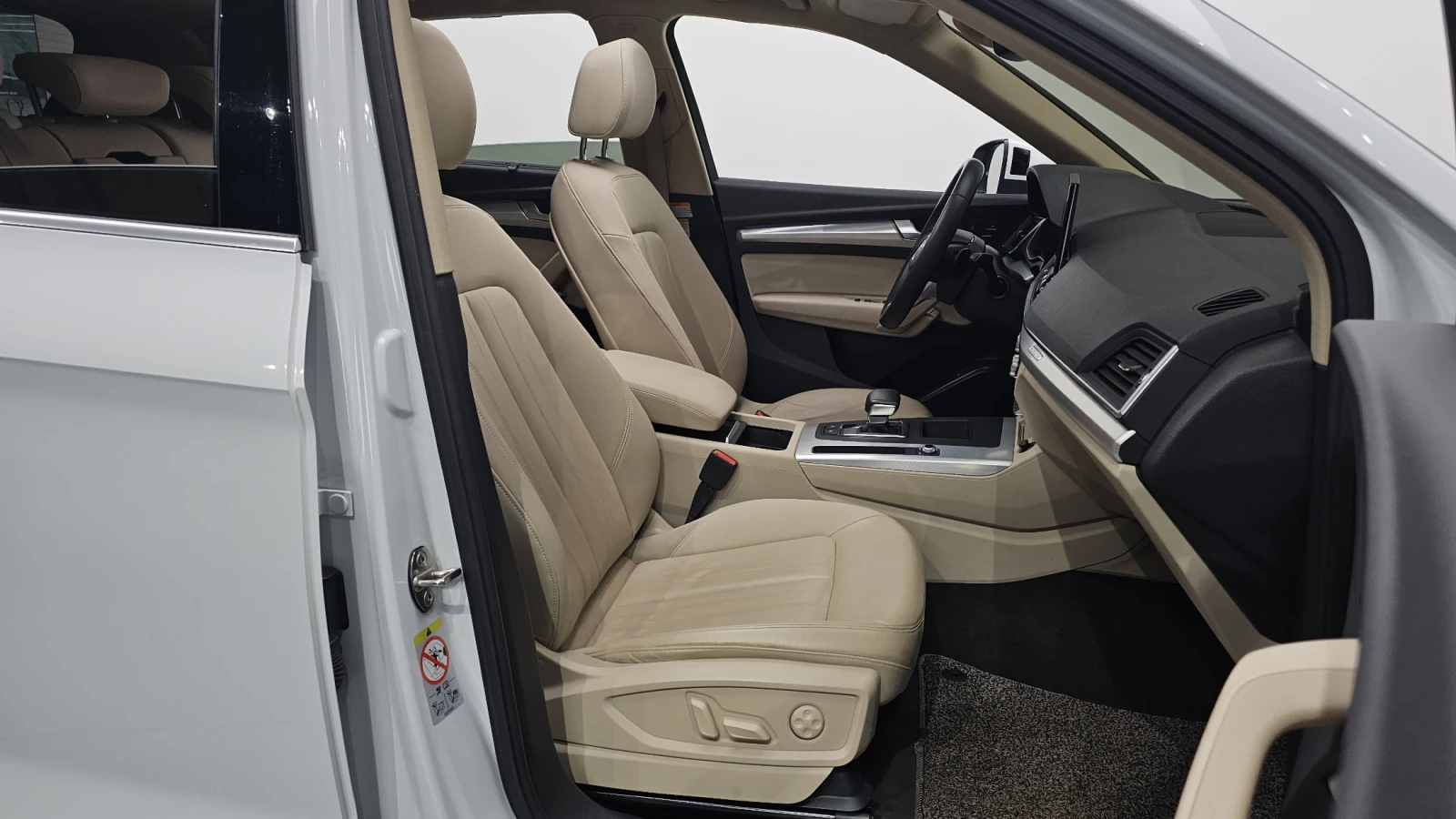 Audi Q5 2020* БЕЗ АНАЛОГ* DIGITAL* PANO* КРАЙНА ЦЕНА, снимка 14 - Автомобили и джипове - 54864274