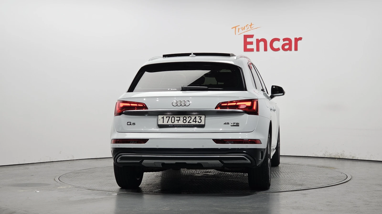Audi Q5 2020* БЕЗ АНАЛОГ* DIGITAL* PANO* КРАЙНА ЦЕНА, снимка 3 - Автомобили и джипове - 54864274