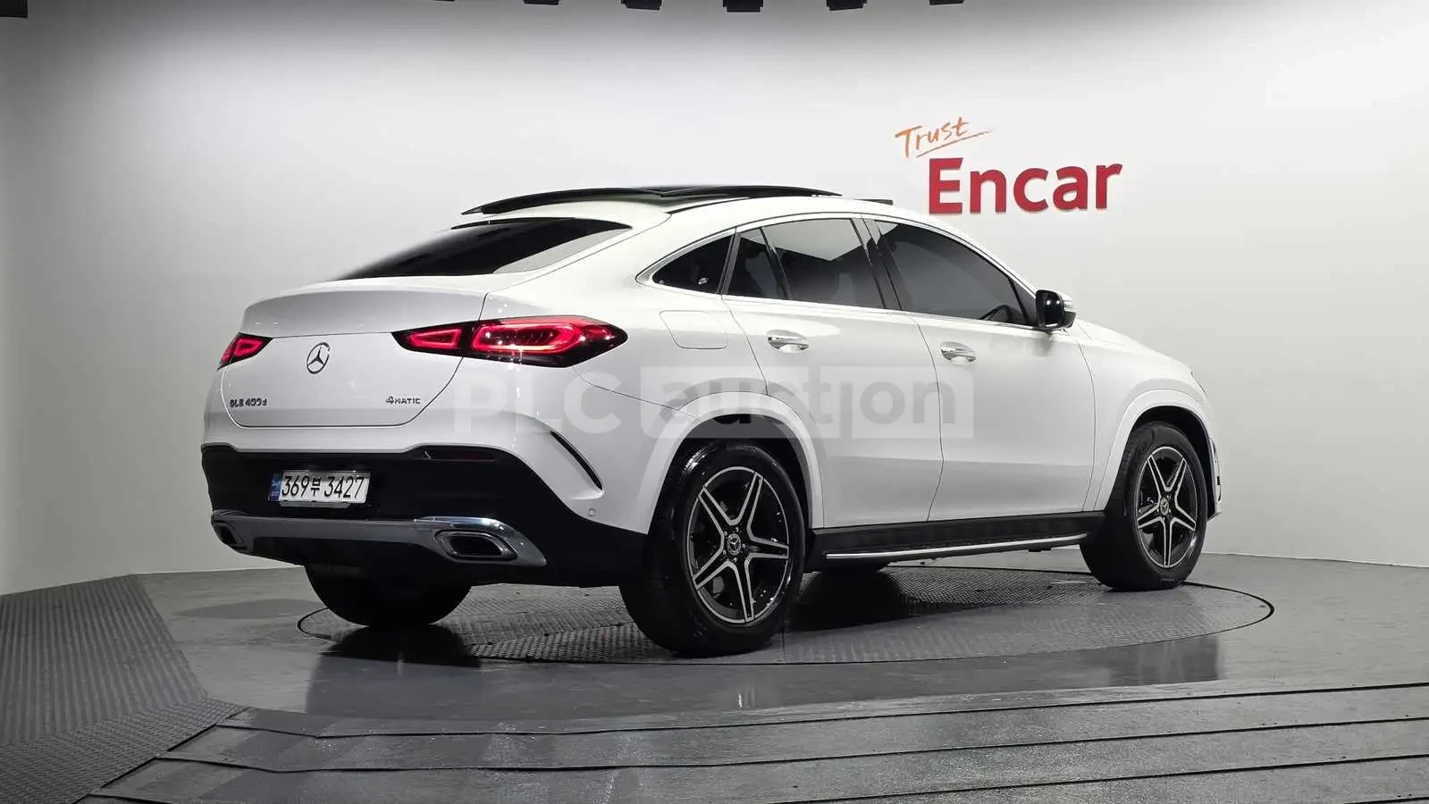 Mercedes-Benz GLE 400 ДИСТРОНИК * ОБДУХВАНЕ * BURMESTER * HEAD-UP * , снимка 2 - Автомобили и джипове - 54997619