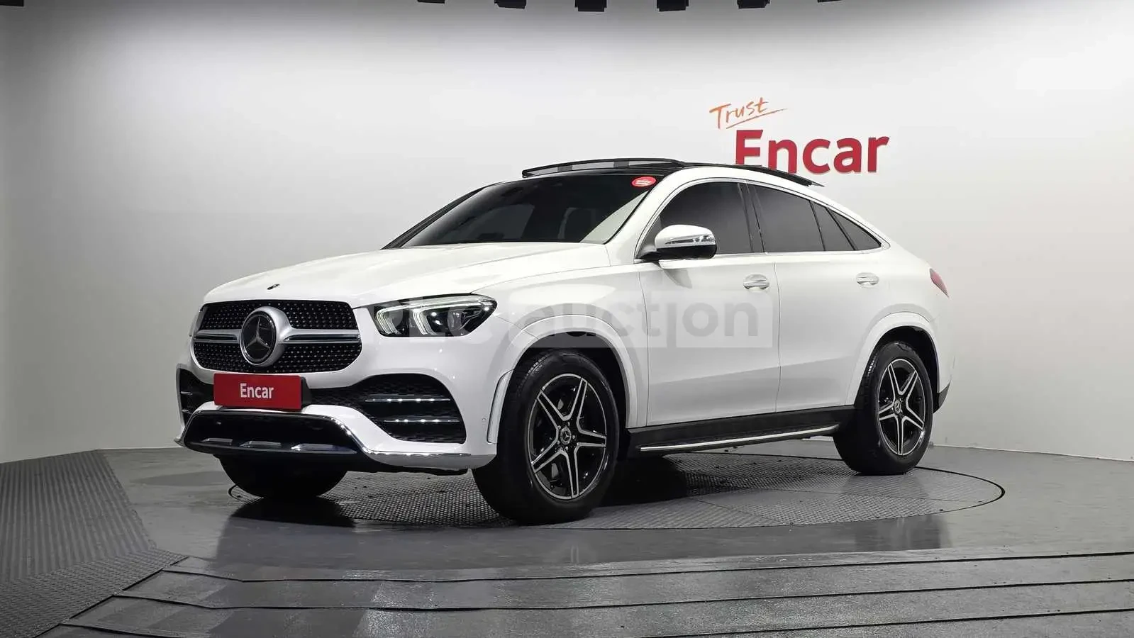 Mercedes-Benz GLE 400 ДИСТРОНИК * ОБДУХВАНЕ * BURMESTER * HEAD-UP * 