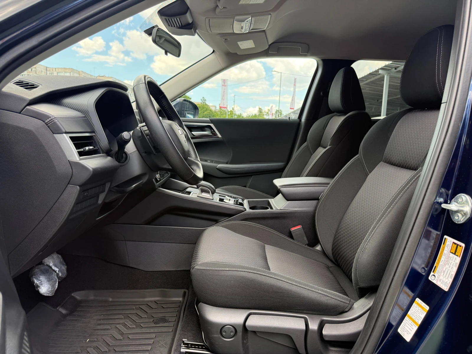 Mitsubishi Outlander 2.5 AWD, 7-SEATS, снимка 7 - Автомобили и джипове - 55038179
