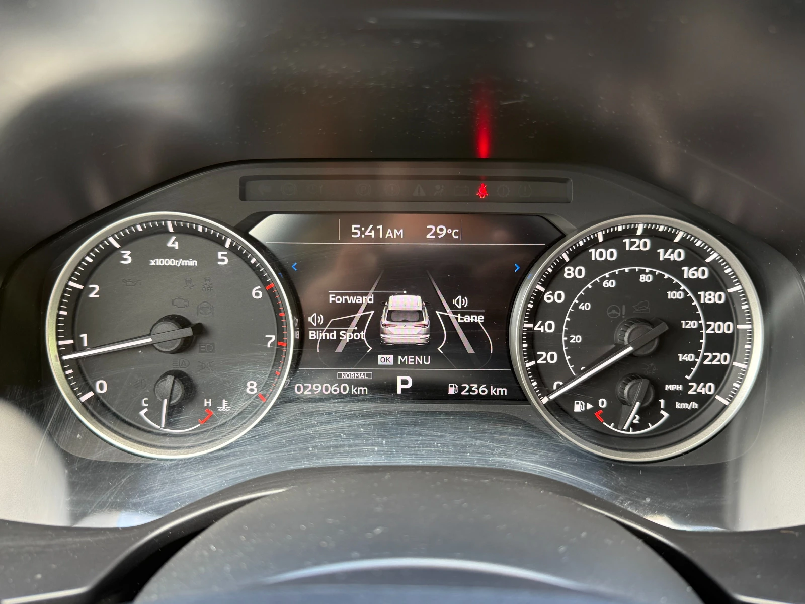 Mitsubishi Outlander 2.5 AWD, 7-SEATS, снимка 13 - Автомобили и джипове - 55038179