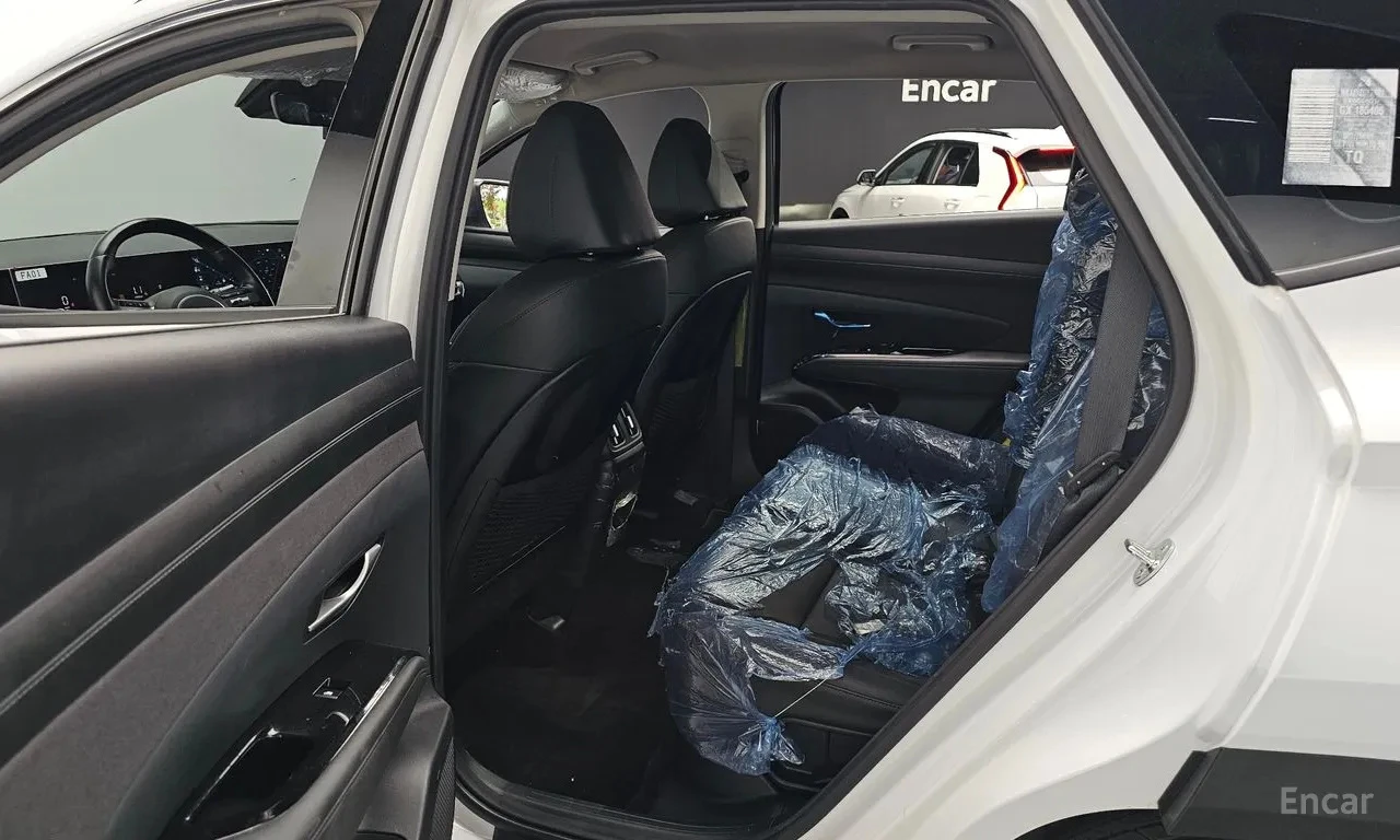 Hyundai Tucson HEV* 235КС* ОБДУХ* ПОДГРЕВ* КАМЕРА* NAVI, снимка 13 - Автомобили и джипове - 56084410
