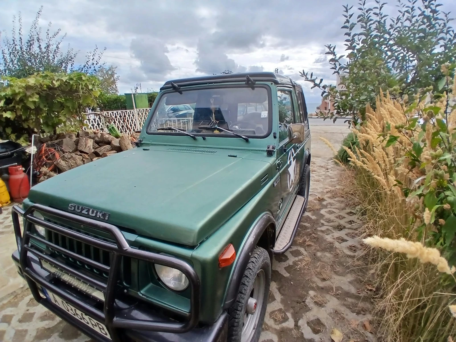 Suzuki Samurai SJ 410, снимка 2 - Автомобили и джипове - 56245120