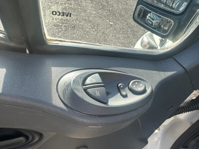 Iveco Daily 3.0* 140k.c.* 3.5Т* N1* REALNI KM* , снимка 11 - Бусове и автобуси - 52676006