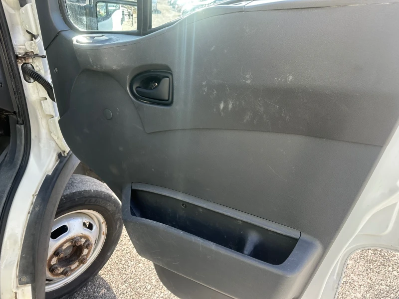 Iveco Daily 3.0* 140k.c.* 3.5Т* N1* REALNI KM* , снимка 14 - Бусове и автобуси - 52676006