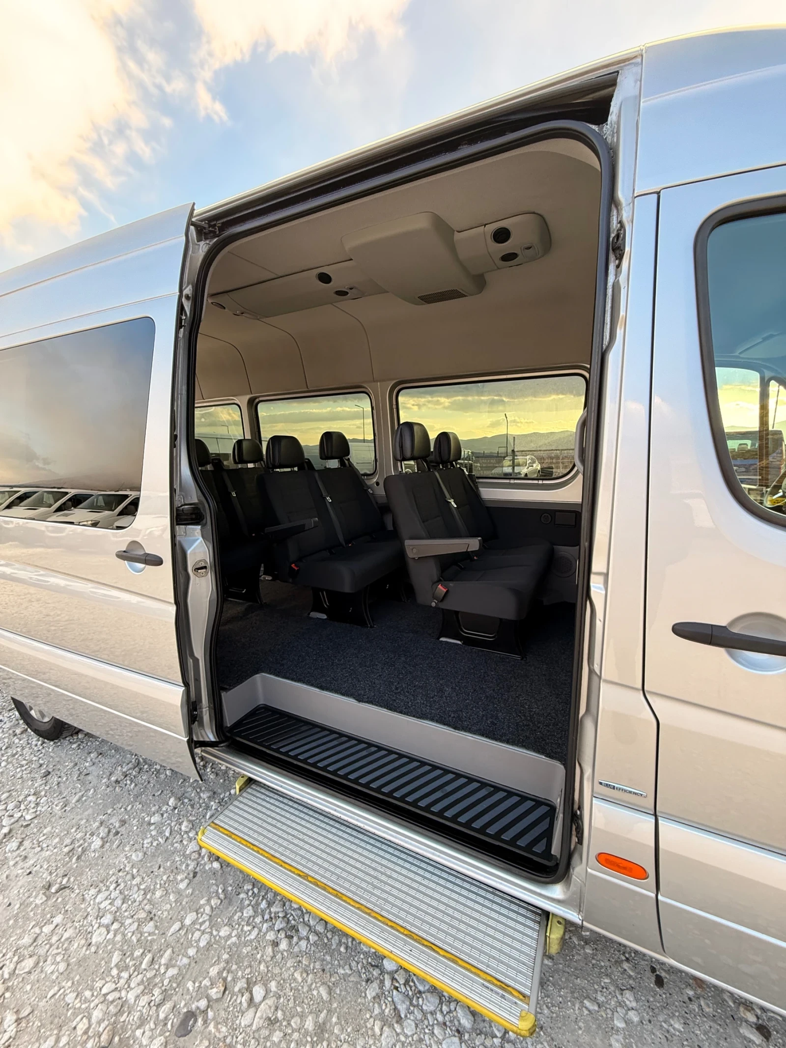 Mercedes-Benz Sprinter 316 9-Местен-МаксиБаза-ДвоенКлиматик - изображение 9