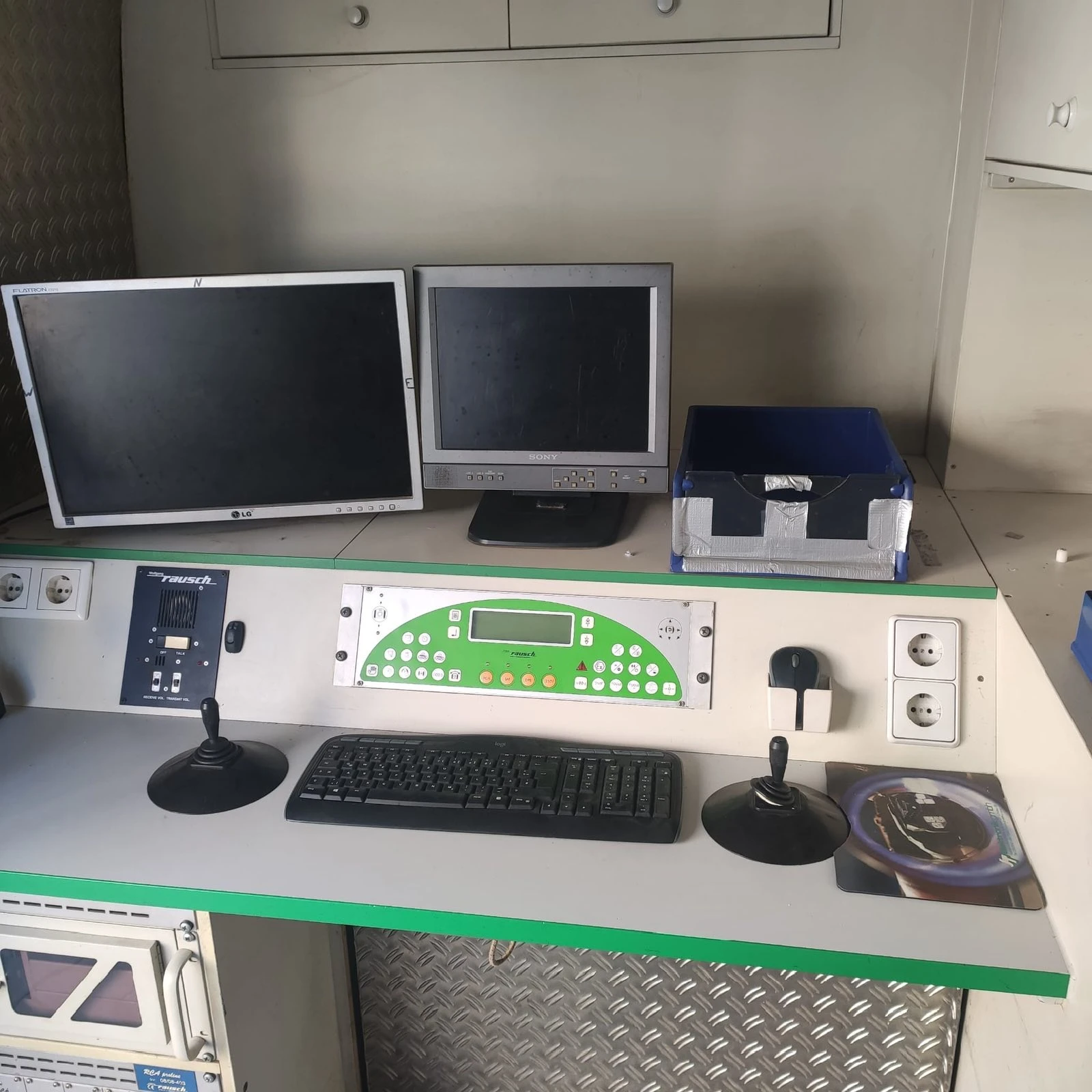 Mercedes-Benz 817 | Mobile.bg   14