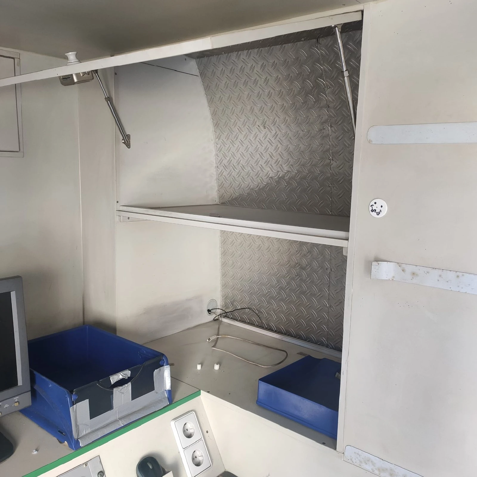 Mercedes-Benz 817 | Mobile.bg   16