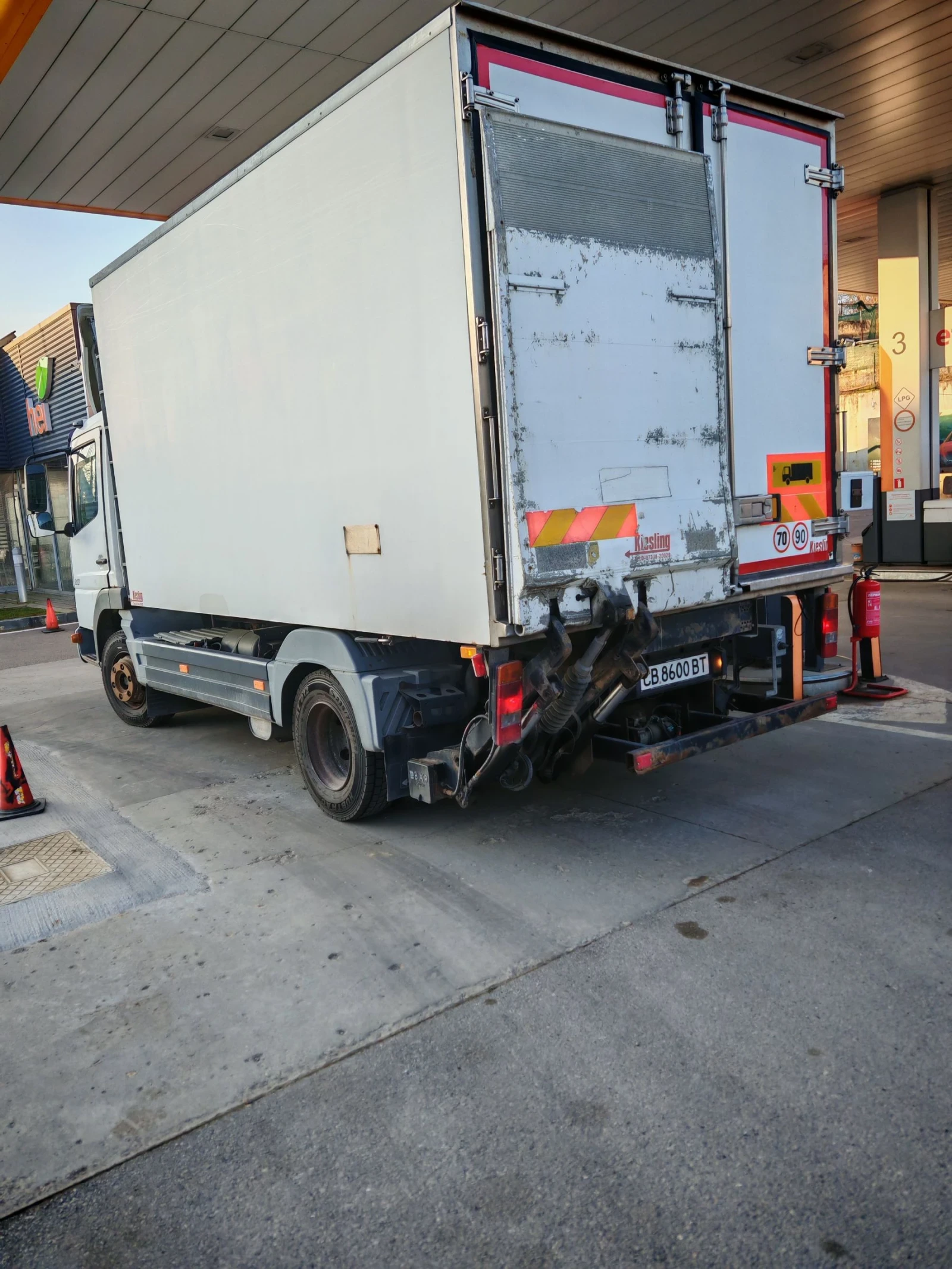 Mercedes-Benz Atego 917, снимка 3 - Камиони - 53767786