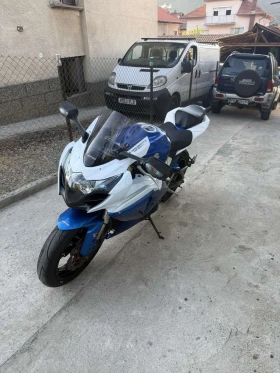 Suzuki Gsxr 1000, снимка 2