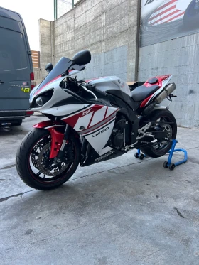  Yamaha YZF-R1