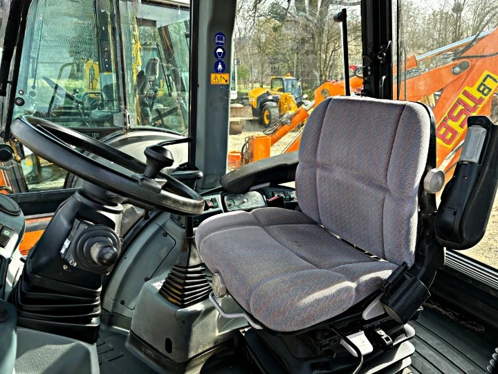 Багер New Holland LB115-4PS - изображение 5