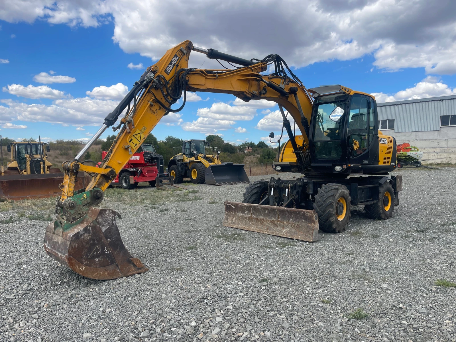  JCB JS 145 W PLUS + 2   | Mobile.bg   1