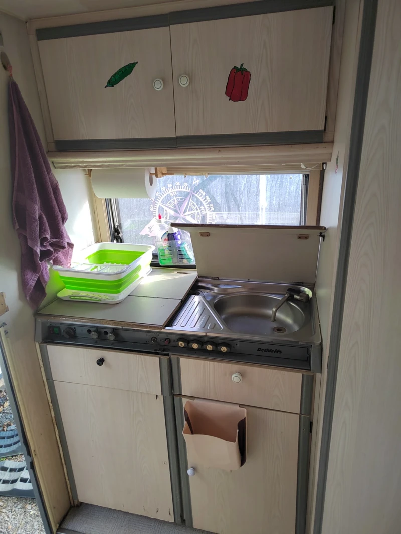 Кемпер Dethleffs J5 2, 5д, снимка 8 - Каравани и кемпери - 52977696