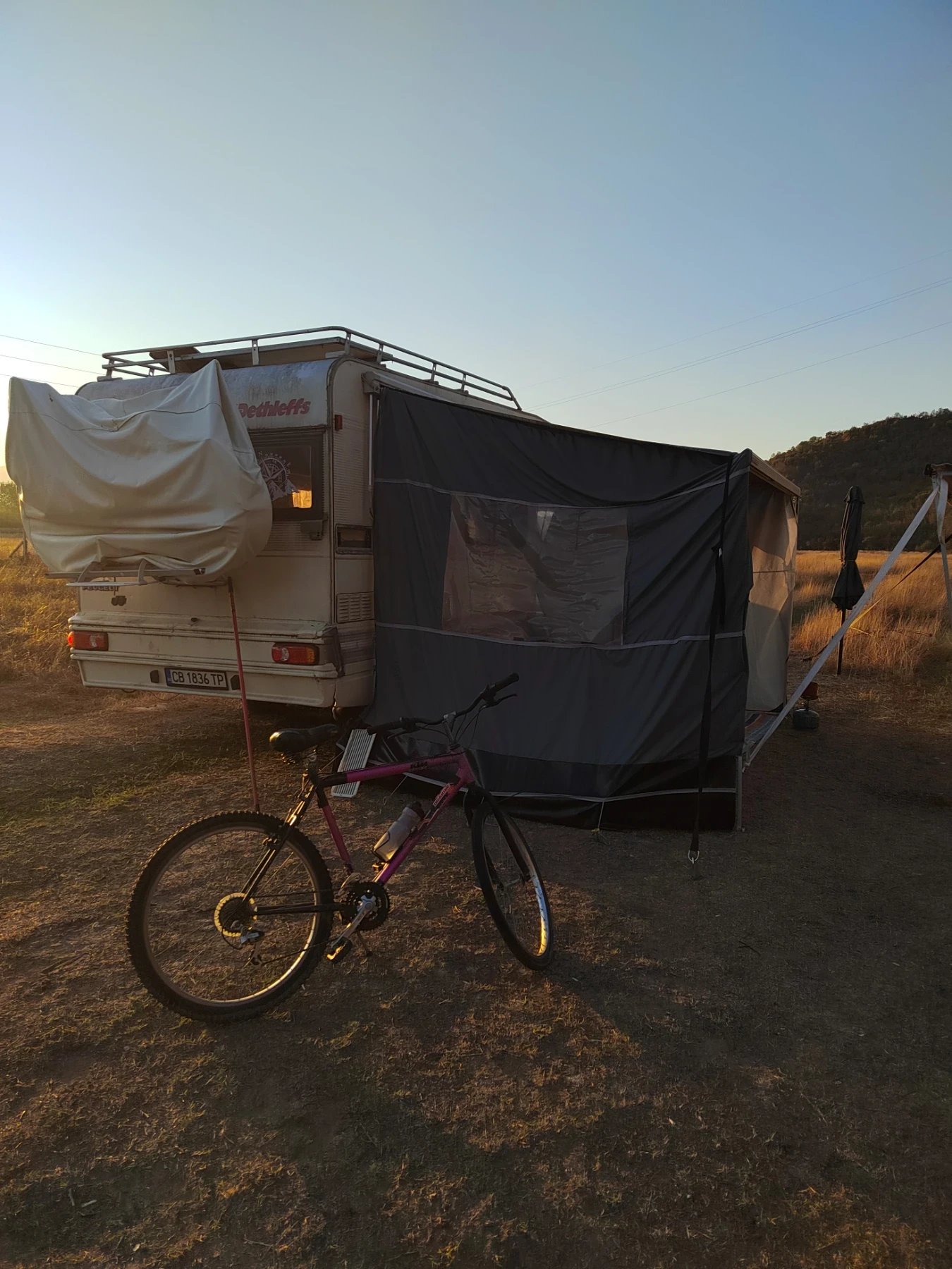 Кемпер Dethleffs J5 2, 5д - изображение 3