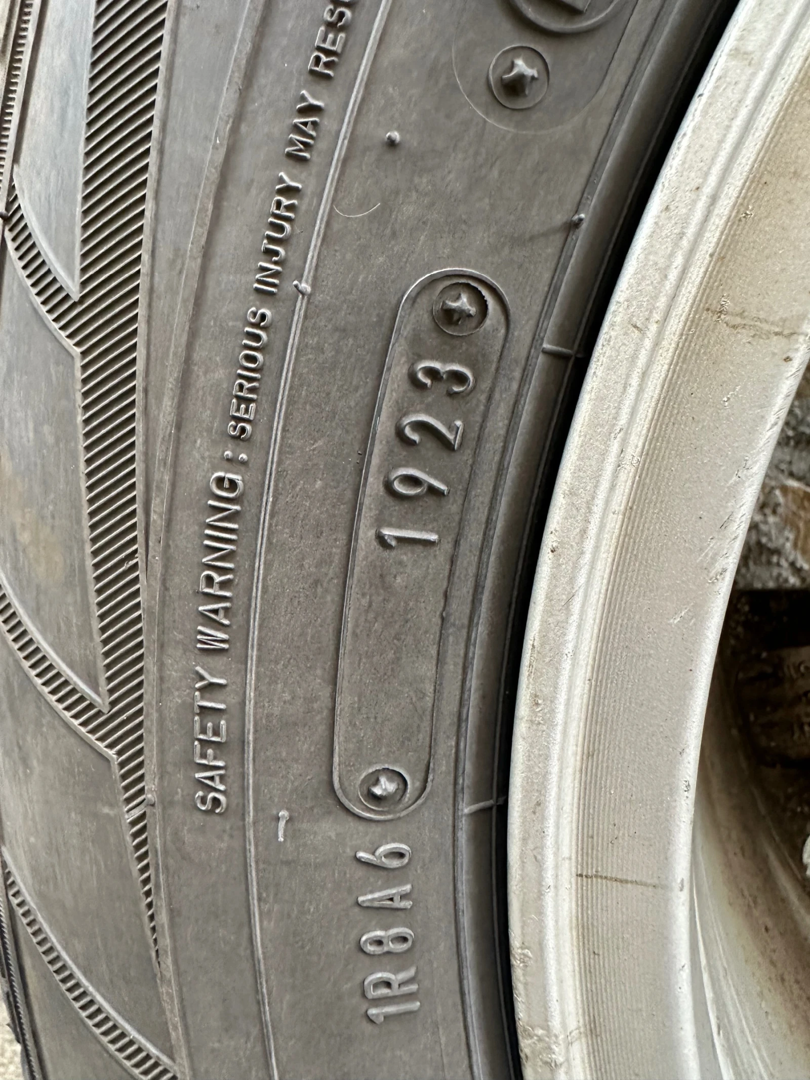 ���� � ������ 225/60R16 �� Audi | Mobile.bg � ����������� 10