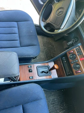 Mercedes-Benz E 300, снимка 5