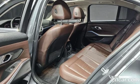 BMW 320 320d Luxury, снимка 17