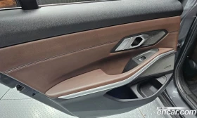 BMW 320 320d Luxury, снимка 14