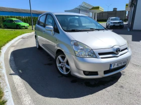 Обява за продажба на Toyota Corolla verso 2.2 D4D 136 ~6 700 лв. - изображение 2