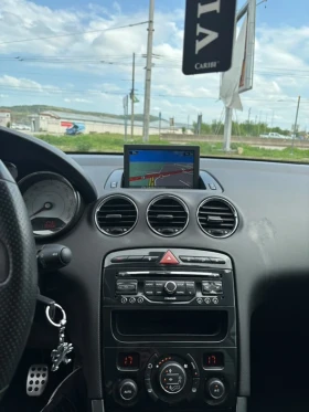 Обява за продажба на Peugeot 308 1.6Turbo * Face* Navi* Panorama* Full ~9 799 лв. - изображение 7 | Auto.bg Обява за продажба на Peugeot 308 1.6Turbo * Face* Navi* Panorama* Full ~9 799 лв. - изображение 7