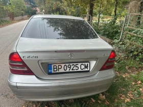 Mercedes-Benz C 220, снимка 4