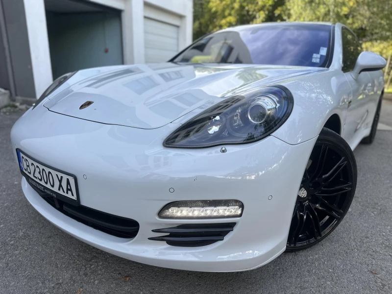 Porsche Panamera 4S / РЕГИСТРИРАН / ОБСЛУЖЕН, снимка 3 - Автомобили и джипове - 47513342