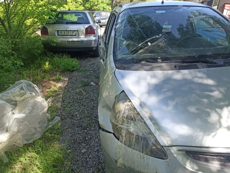 Honda Jazz, снимка 3 - Автомобили и джипове - 47991267