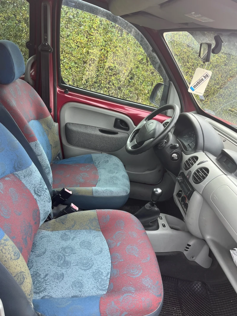 Renault Kangoo 1.2i, снимка 12 - Автомобили и джипове - 48211118