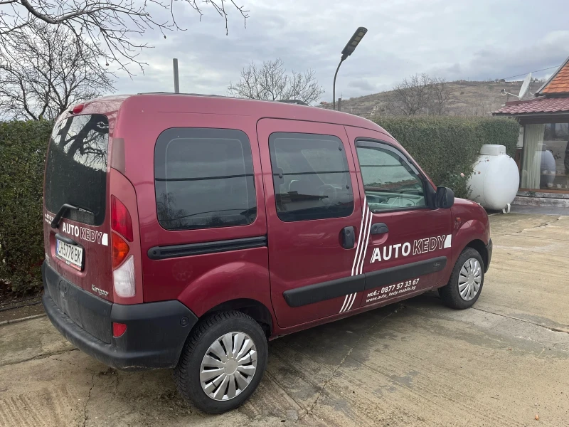 Renault Kangoo 1.2i, снимка 5 - Автомобили и джипове - 48211118