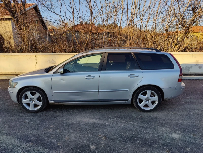 Volvo V50, снимка 3 - Автомобили и джипове - 48551594