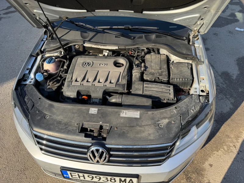 VW Passat 2.0TDI, снимка 14 - Автомобили и джипове - 48758119