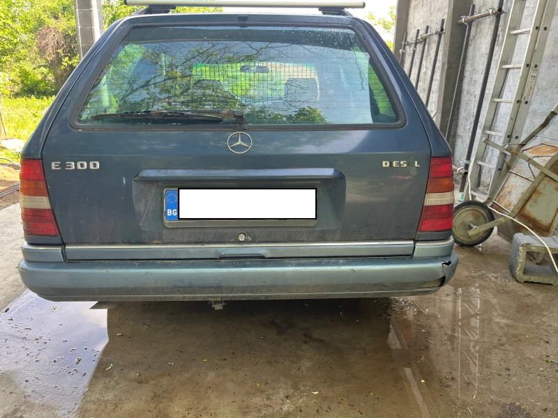 Mercedes-Benz E 300, снимка 10 - Автомобили и джипове - 51465843