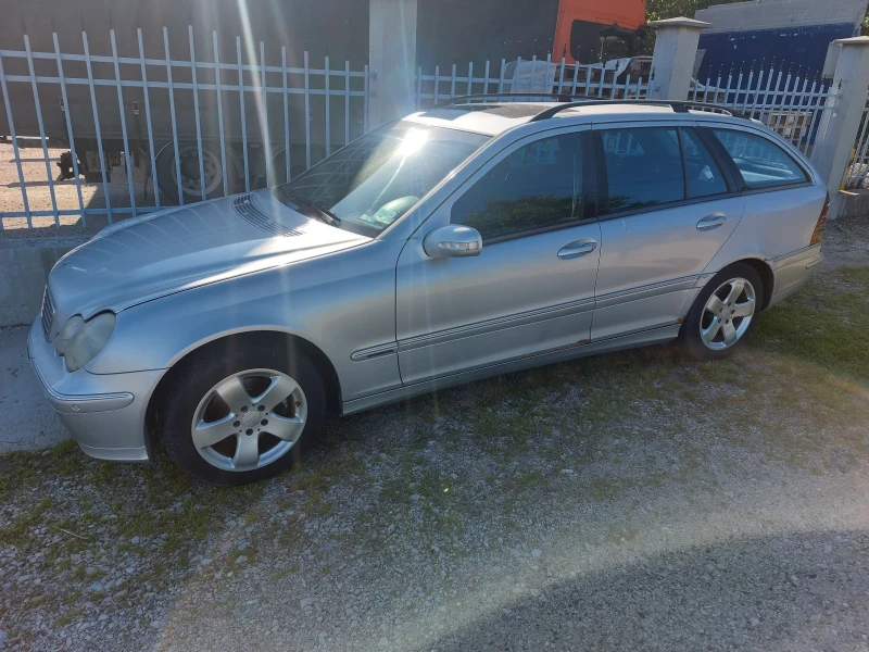Mercedes-Benz C 220 CDI, снимка 2 - Автомобили и джипове - 52553133