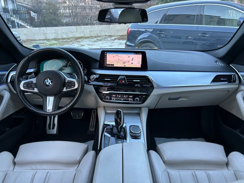 BMW 550 M550 * xDRIVE * 400кс, снимка 14 - Автомобили и джипове - 51304928
