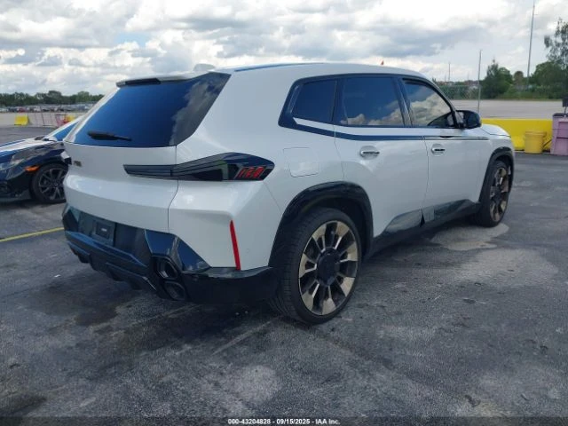 BMW XM  - изображение 6