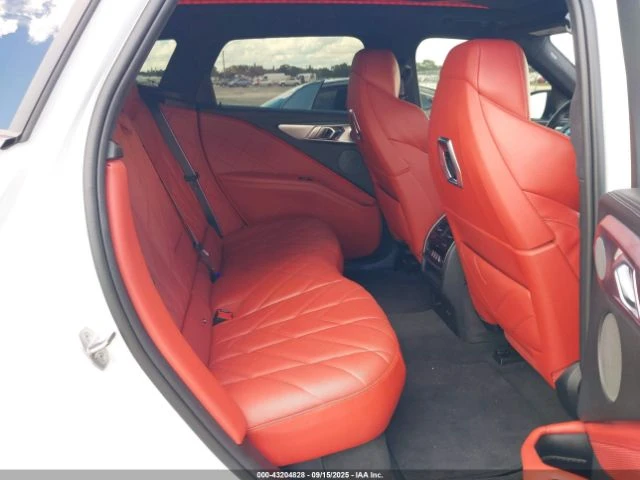 BMW XM  - изображение 10