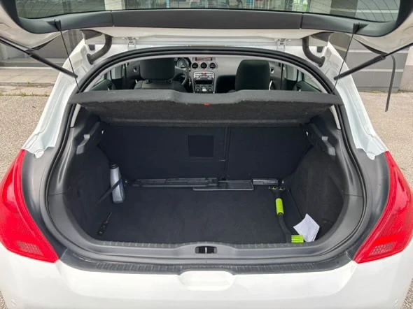 Peugeot 308 1.6Turbo * Face* Navi* Panorama* Full, снимка 12 - Автомобили и джипове - 52199836