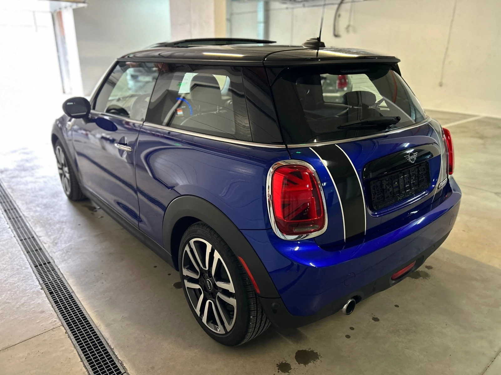 Mini Cooper 1.5 Автоматик - изображение 7