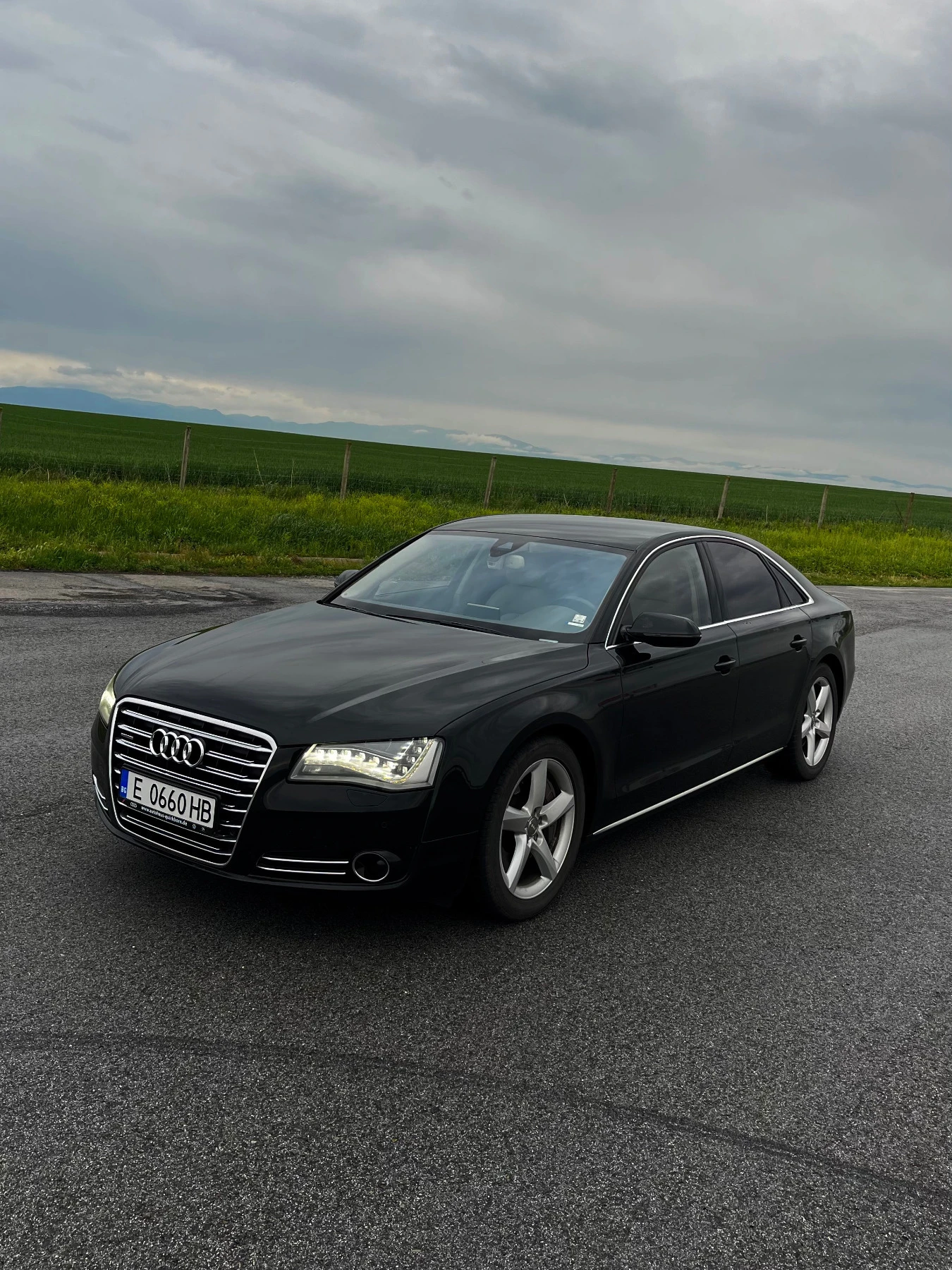 Audi A8 V8 4.2 TDI - изображение 3