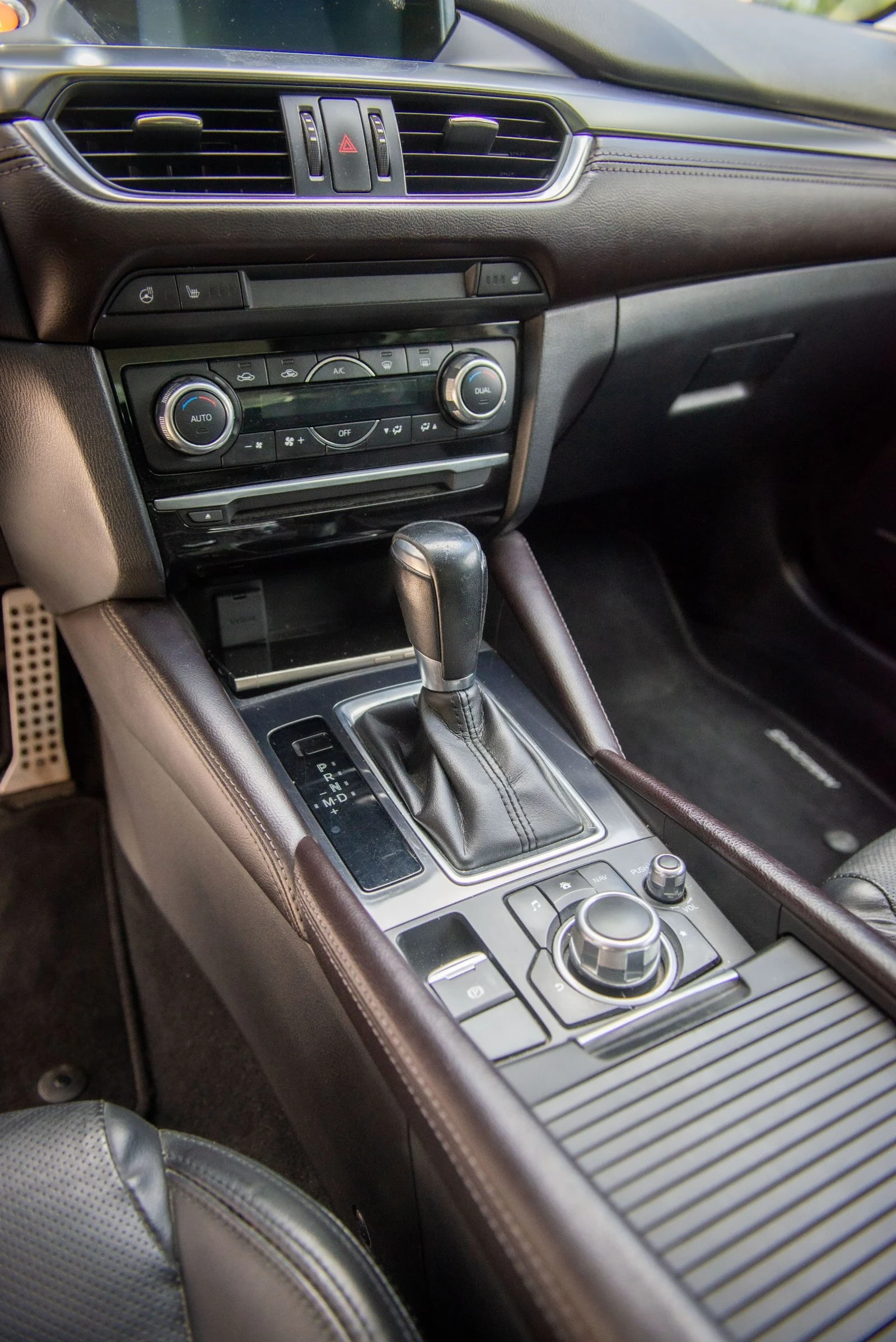 Mazda 6 Купувана от Мазда, снимка 12 - Автомобили и джипове - 53038563