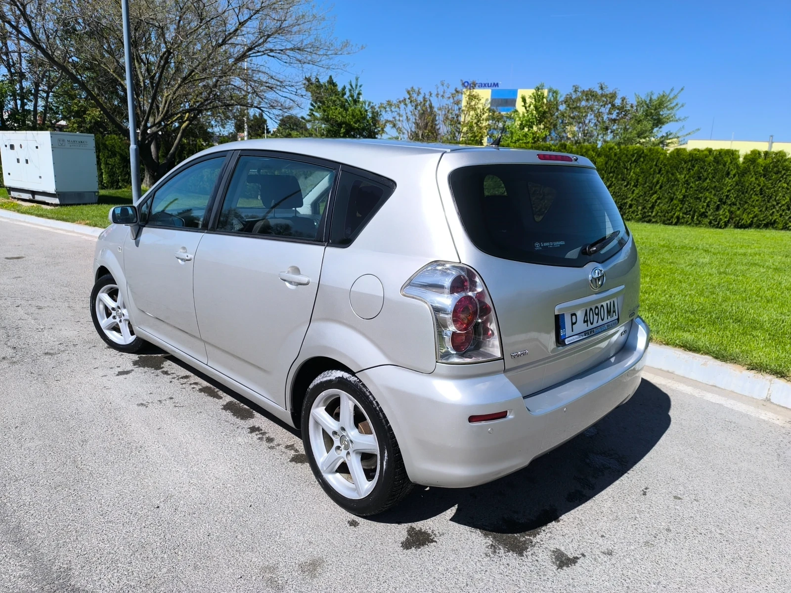 Toyota Corolla verso 2.2 D4D 136 - изображение 5