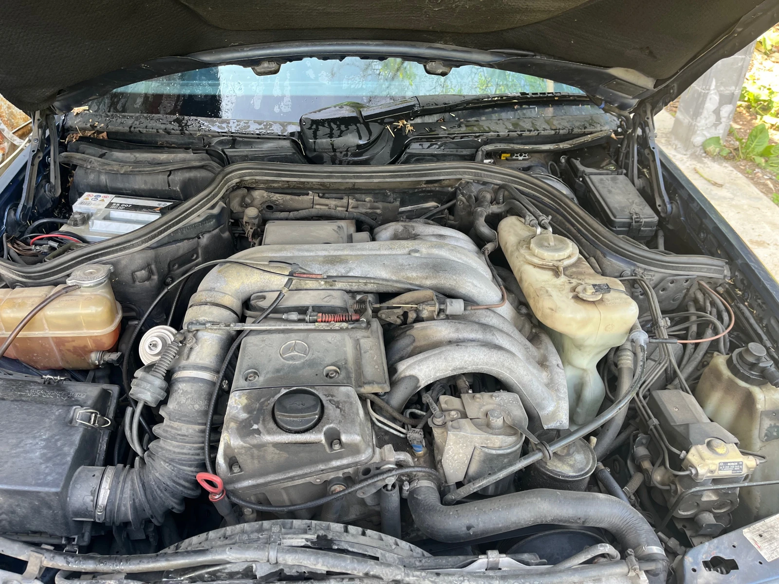 Mercedes-Benz E 300, снимка 11 - Автомобили и джипове - 51465843