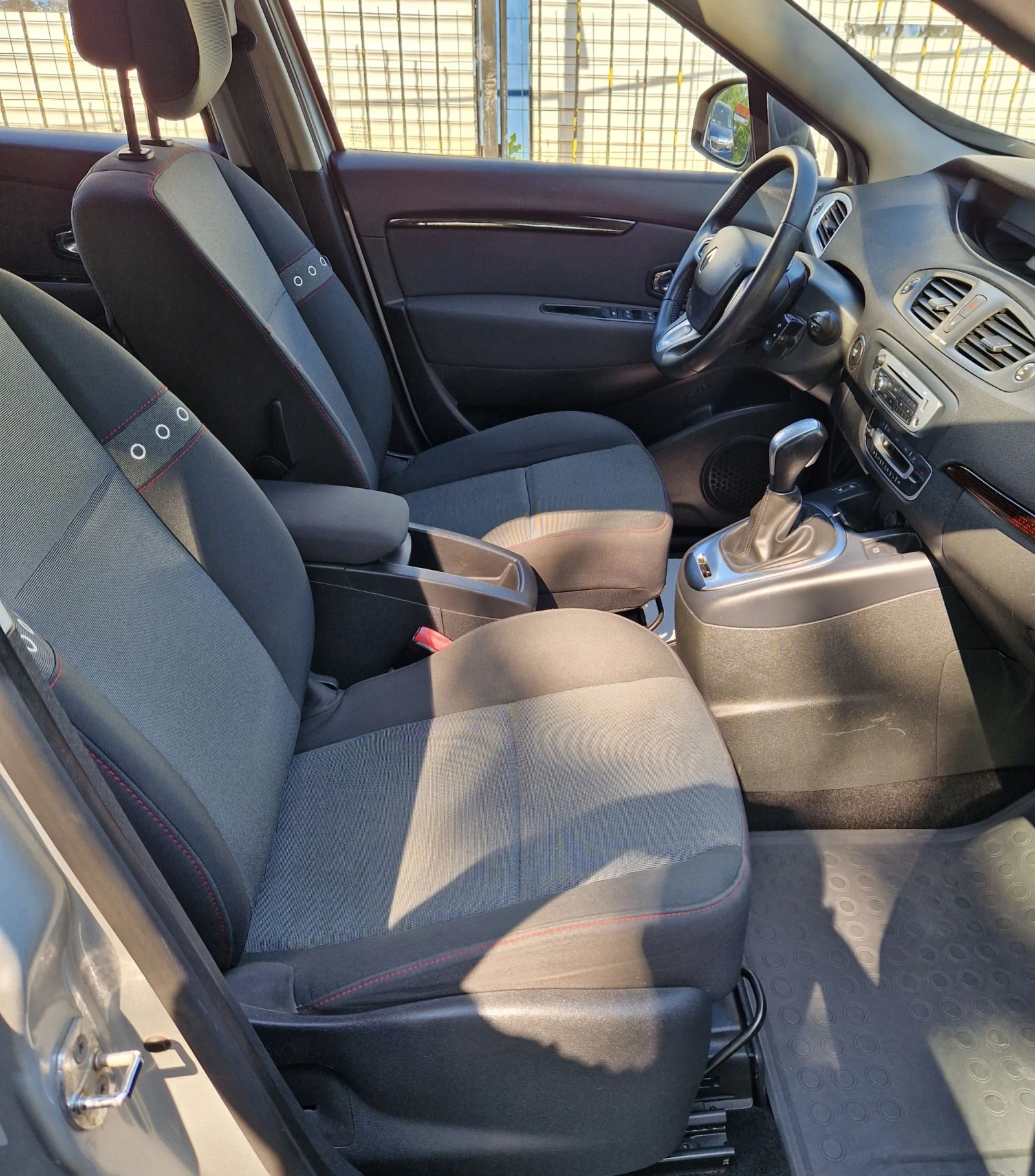 Renault Scenic 1.5DCI AUTOMAT  | Mobile.bg — изображение 12