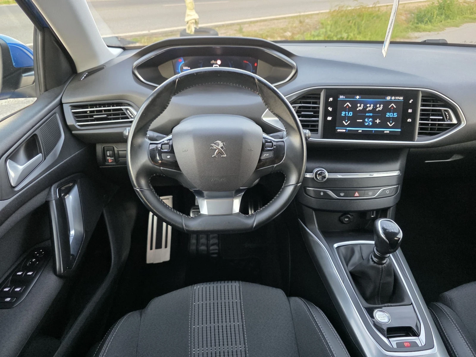 Peugeot 308 New Line, Navi, Camera, Distronic | Mobile.bg — изображение 11