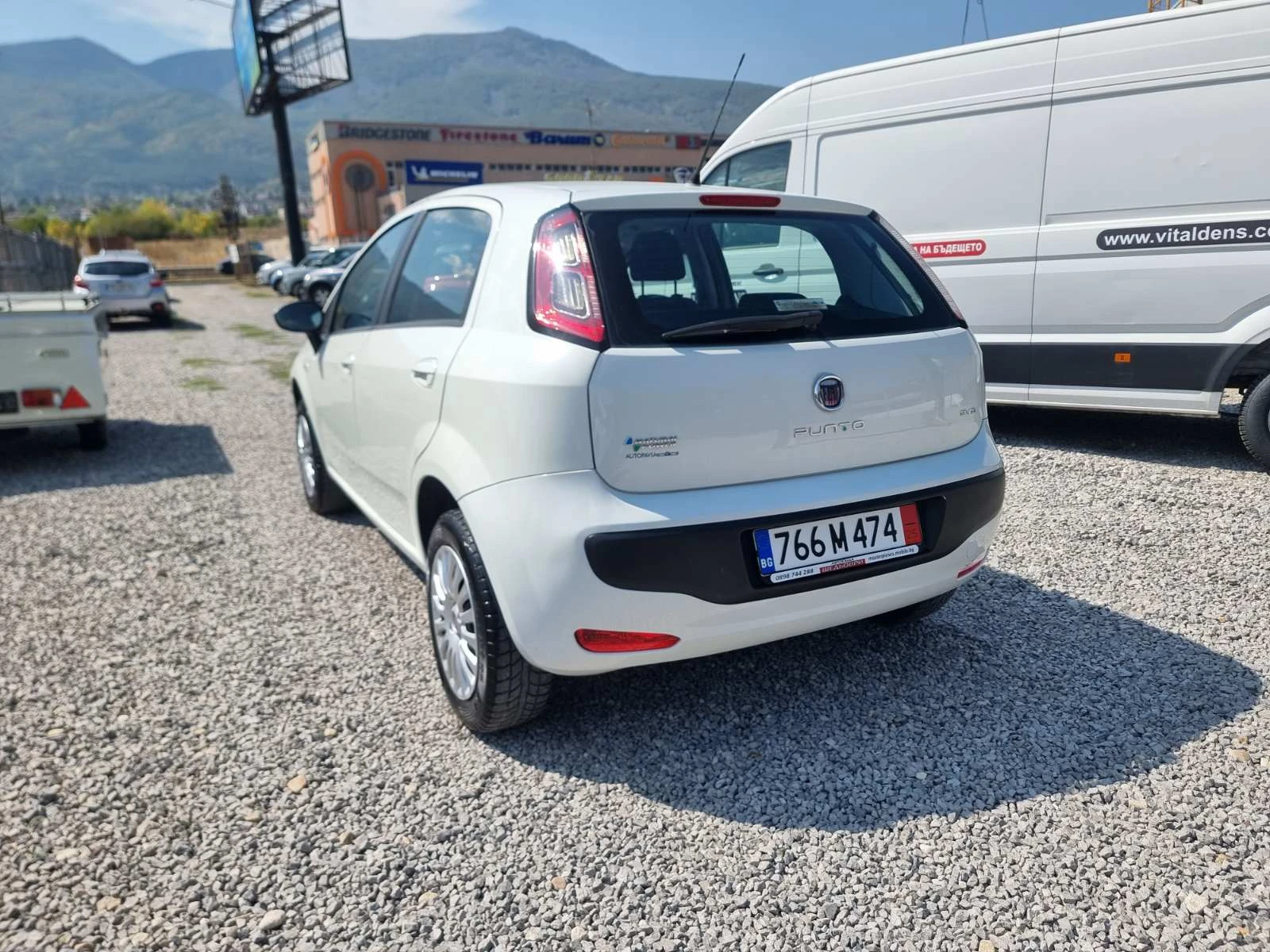 Fiat Punto 1.4i EVO CNG - изображение 2