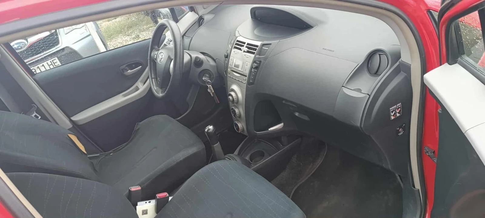 Toyota Yaris 1.4D - изображение 7