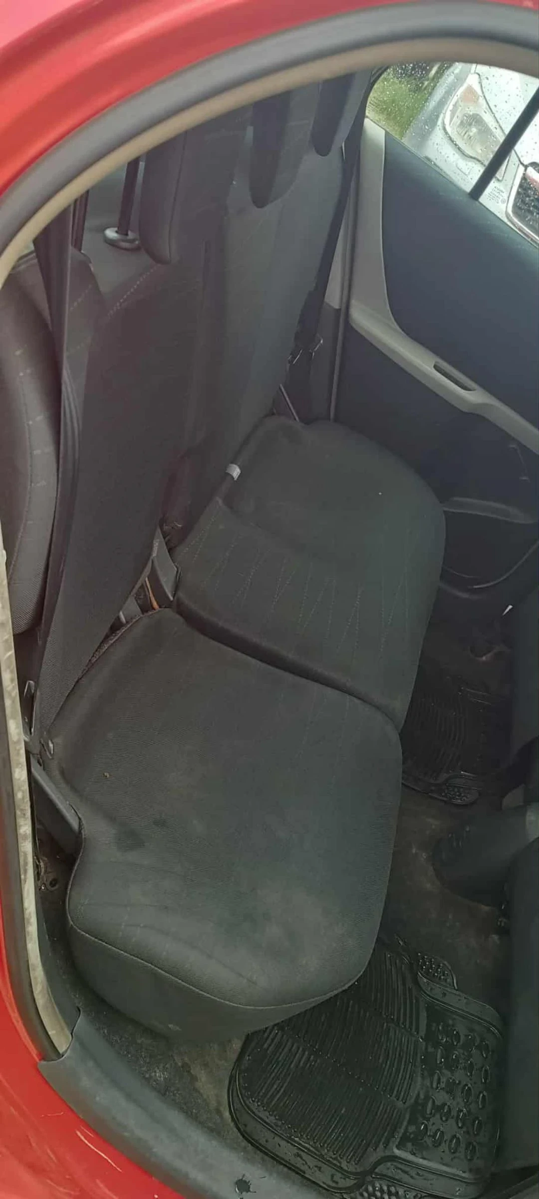 Toyota Yaris 1.4D - изображение 8