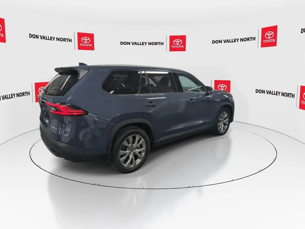 Toyota Grand Highlander LIMITED* 4x4* 360* Pano* Distronic* Обдухване - изображение 2